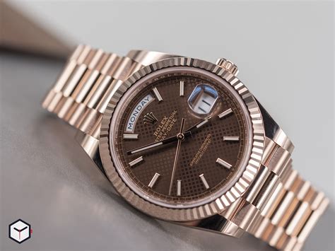 rolex day date 40 brown dial